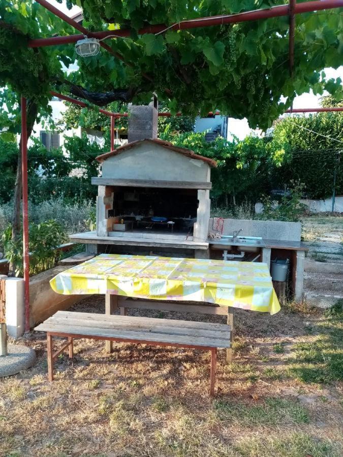 Apartman Loreta Póla Kültér fotó