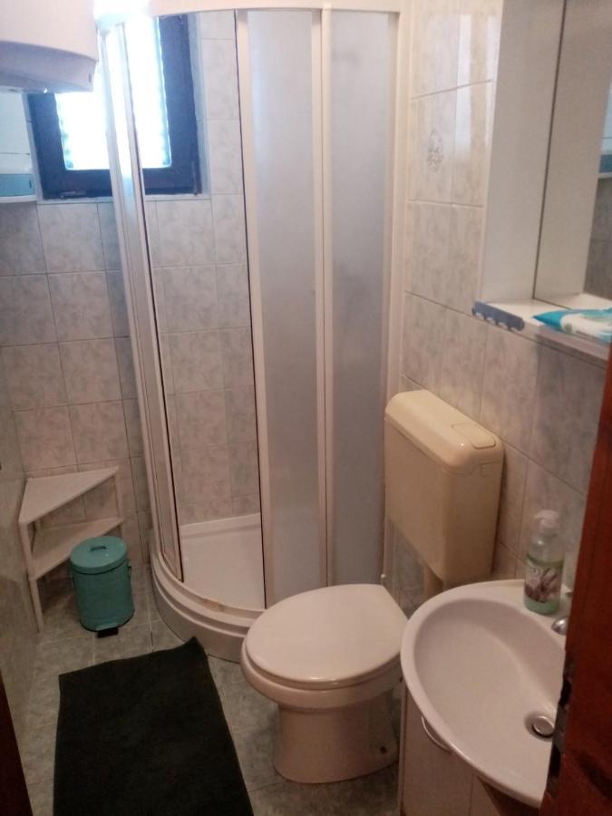 Apartman Loreta Póla Kültér fotó